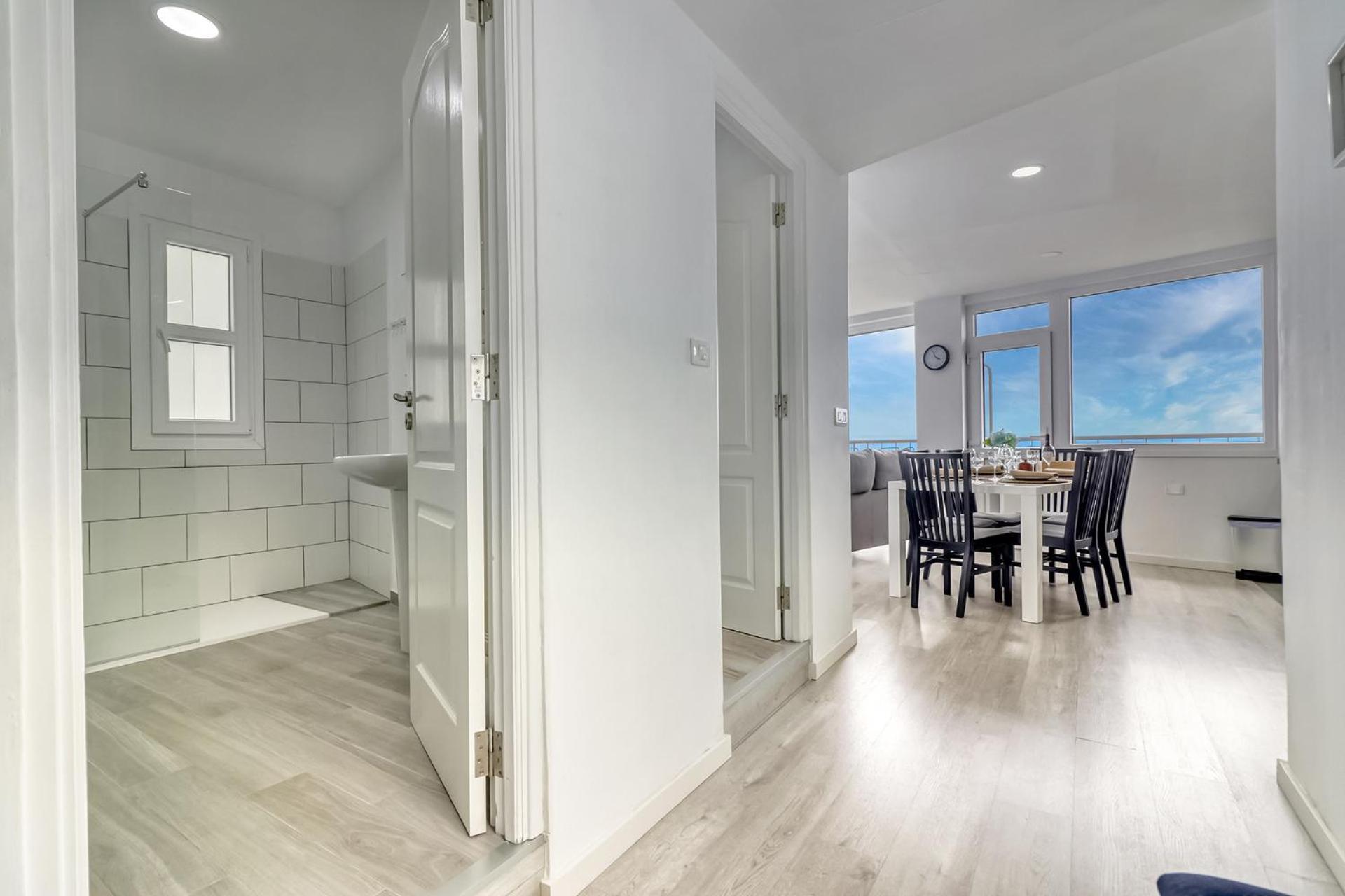 Central Modern Apartment With Private Parking & Ocean View & Coffee Corner إيكود ذي لوس فينوس المظهر الخارجي الصورة