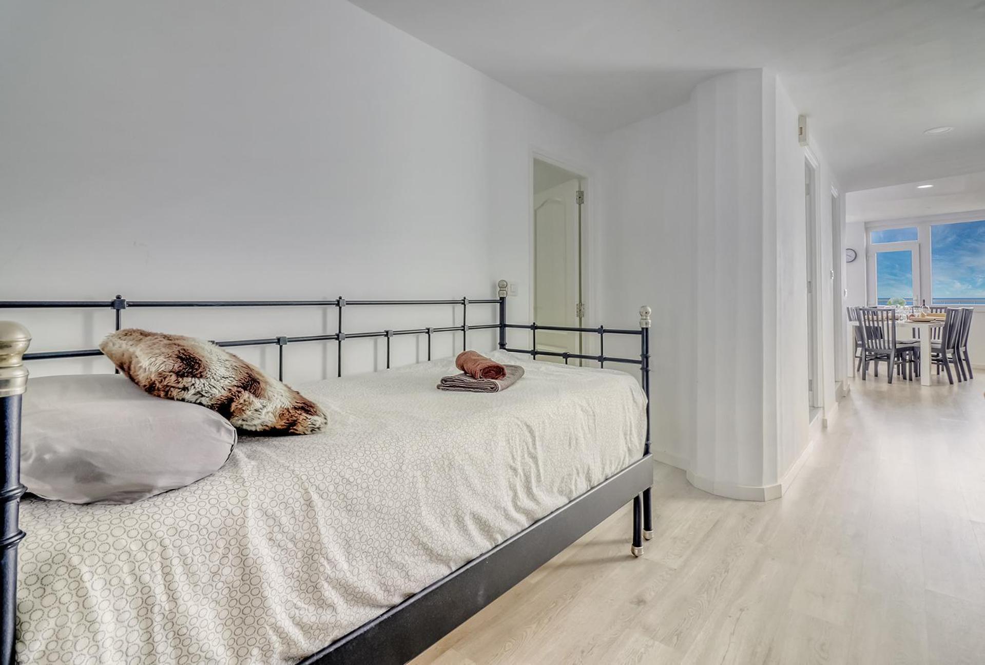 Central Modern Apartment With Private Parking & Ocean View & Coffee Corner إيكود ذي لوس فينوس المظهر الخارجي الصورة